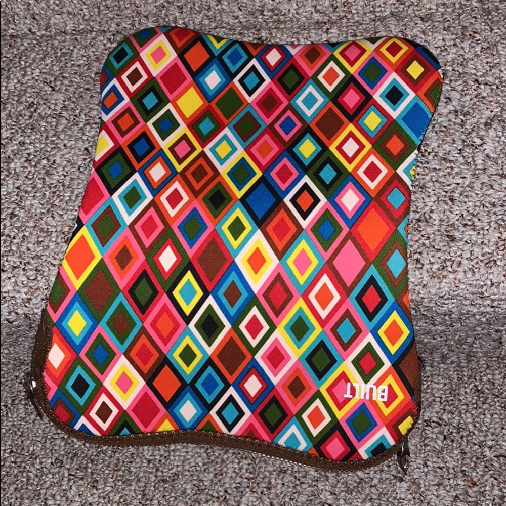 BUILT computer/tablet case